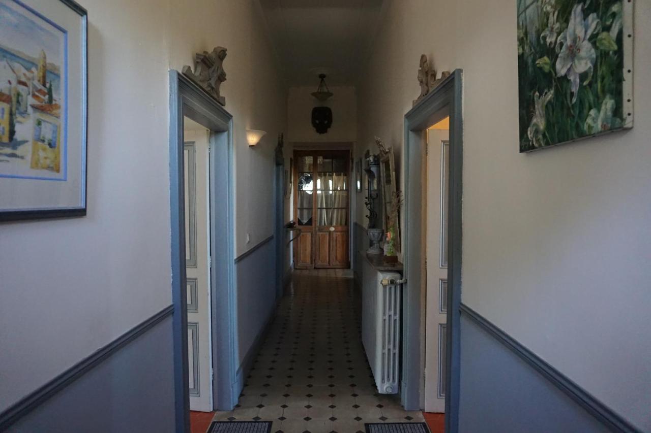Les Deux Tours Acomodação com café da manhã Brignon Exterior foto
