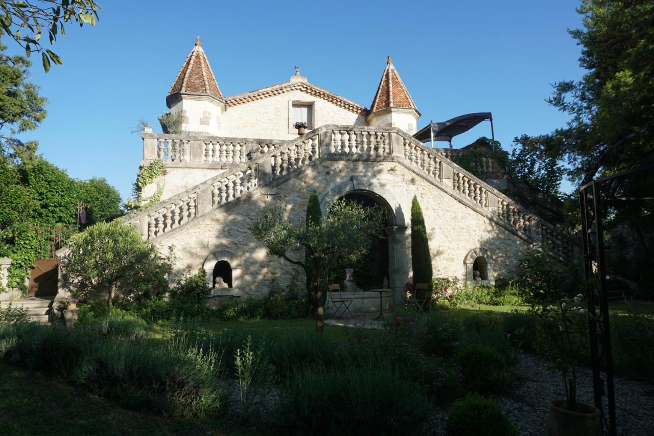 Les Deux Tours Acomodação com café da manhã Brignon Exterior foto