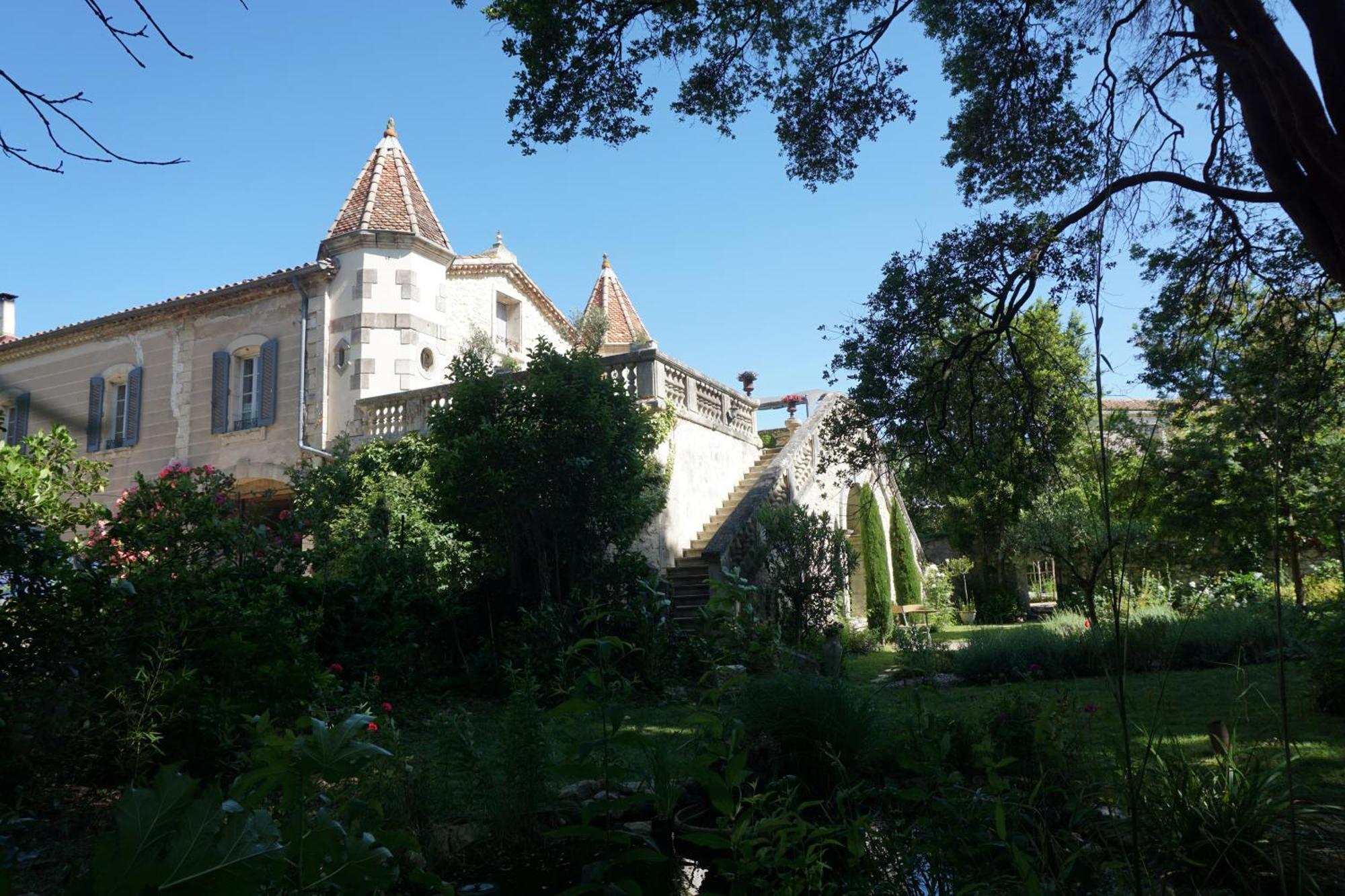 Les Deux Tours Acomodação com café da manhã Brignon Exterior foto